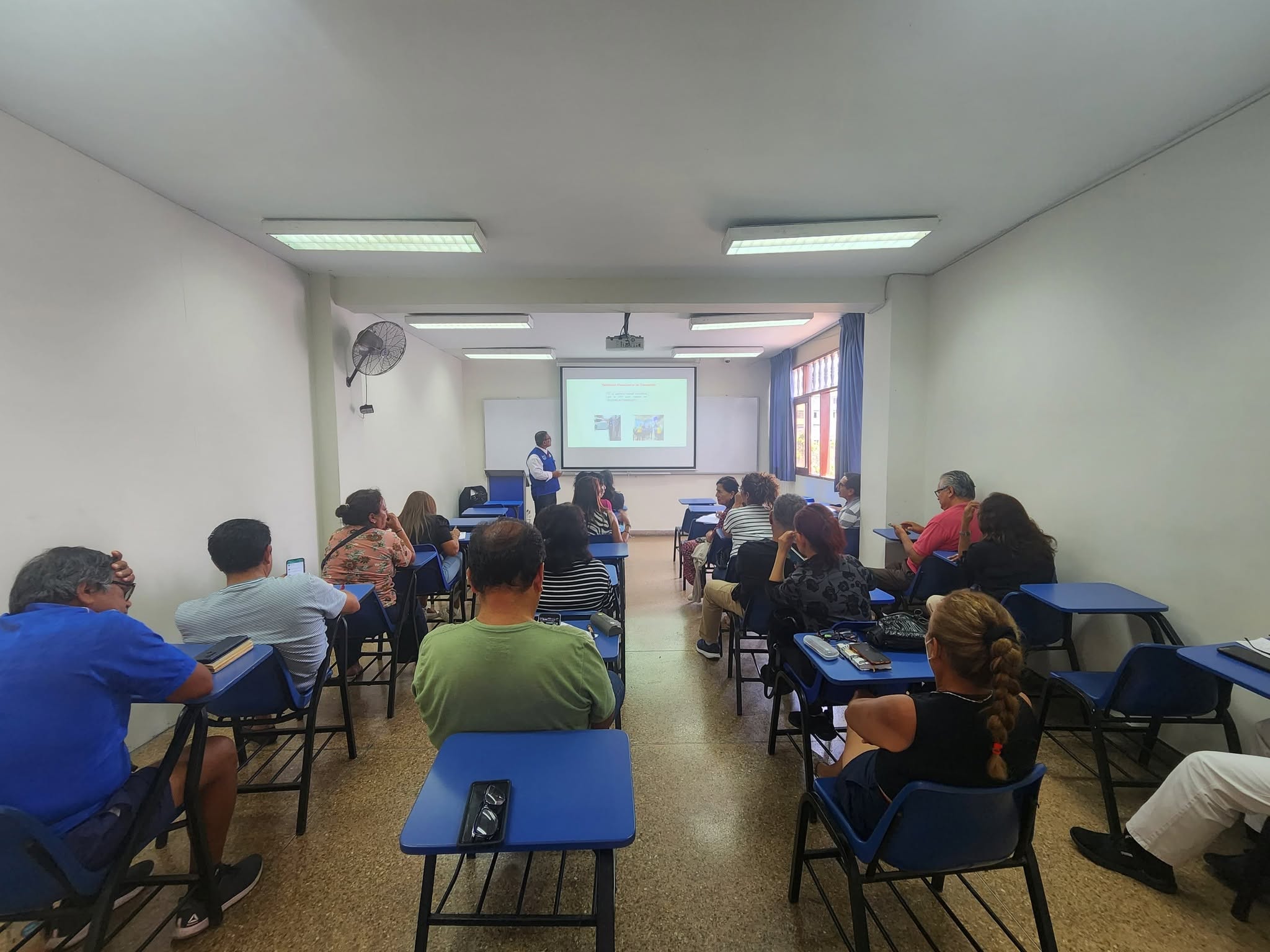Sobre C&R Capacitaciones